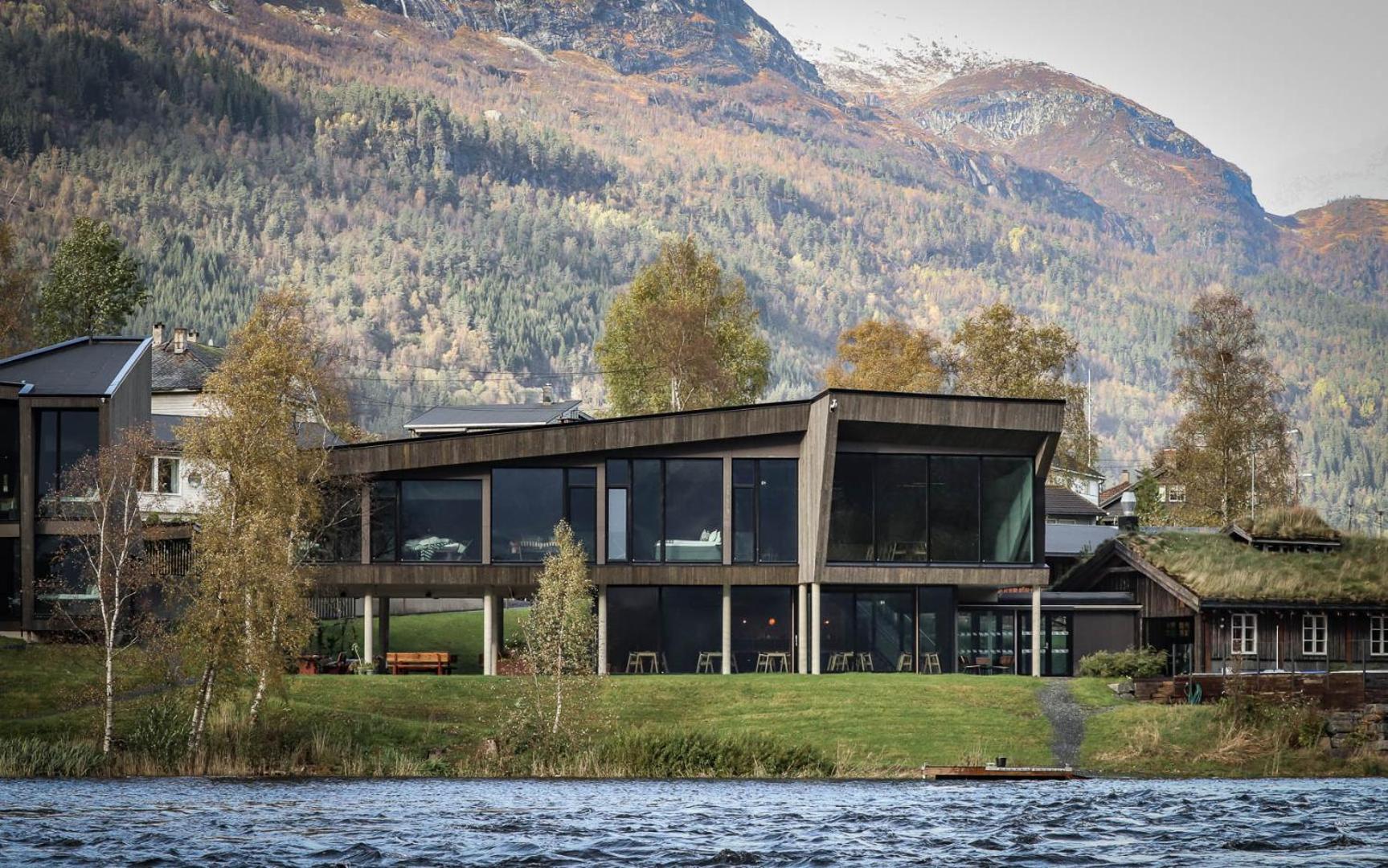 Elva Hotel Skulestadmo Eksteriør billede