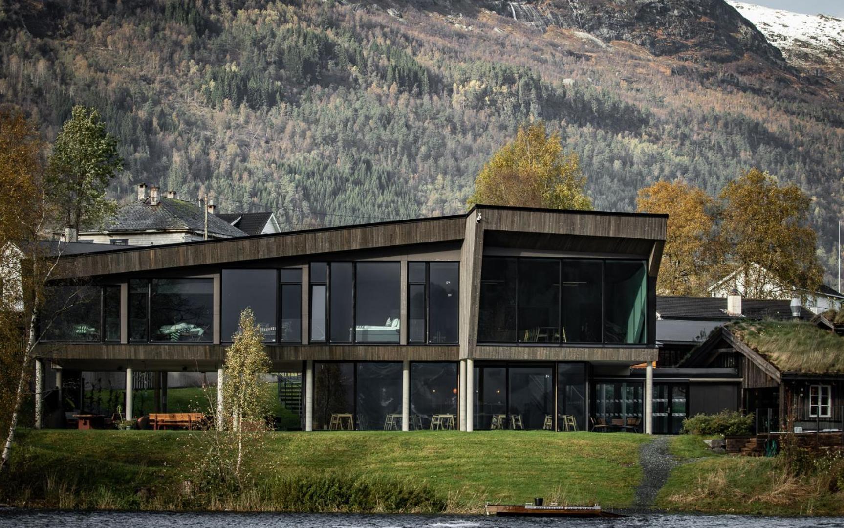 Elva Hotel Skulestadmo Eksteriør billede